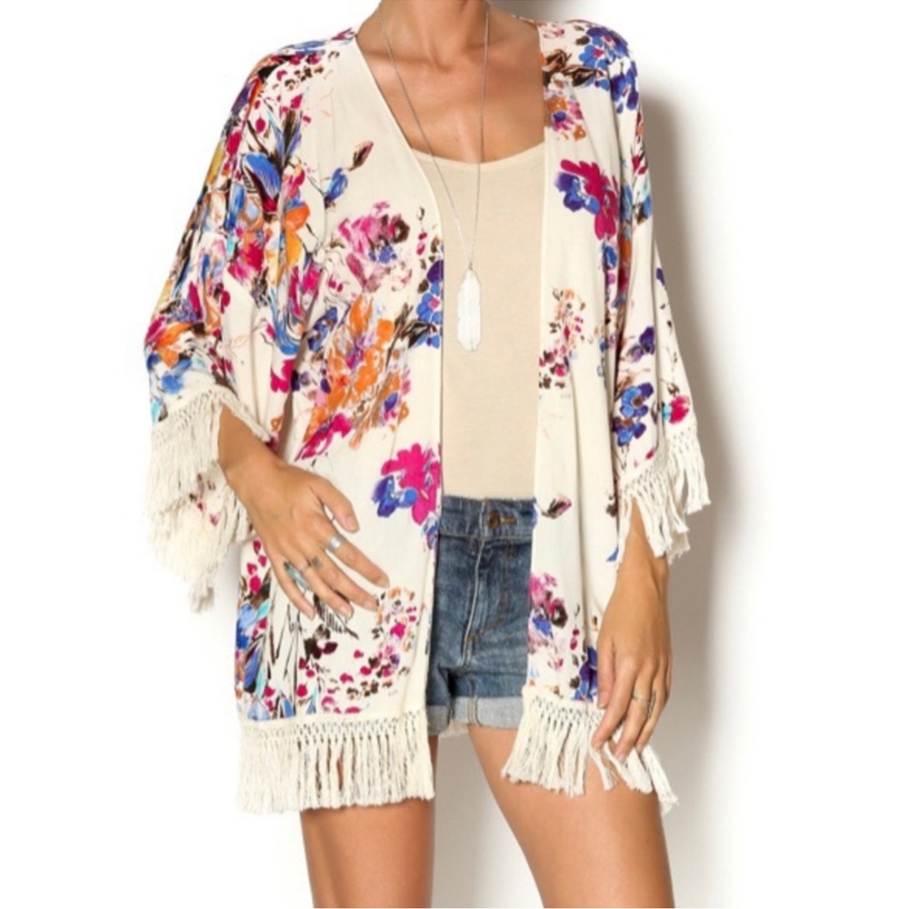Umgee Cream Floral Fringe Kimono - Picture 2 of 9